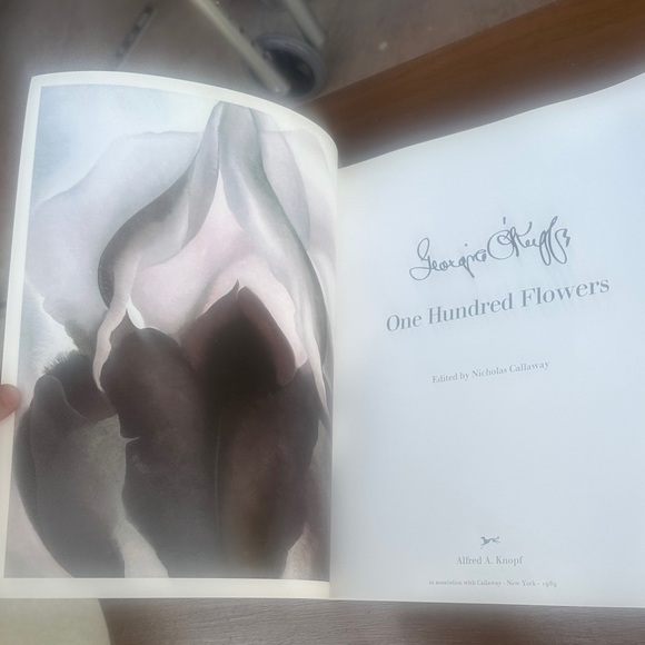 Vintage Georgia O'Keeffe “one hundred flowers” Art Book - Picture 5 of 5